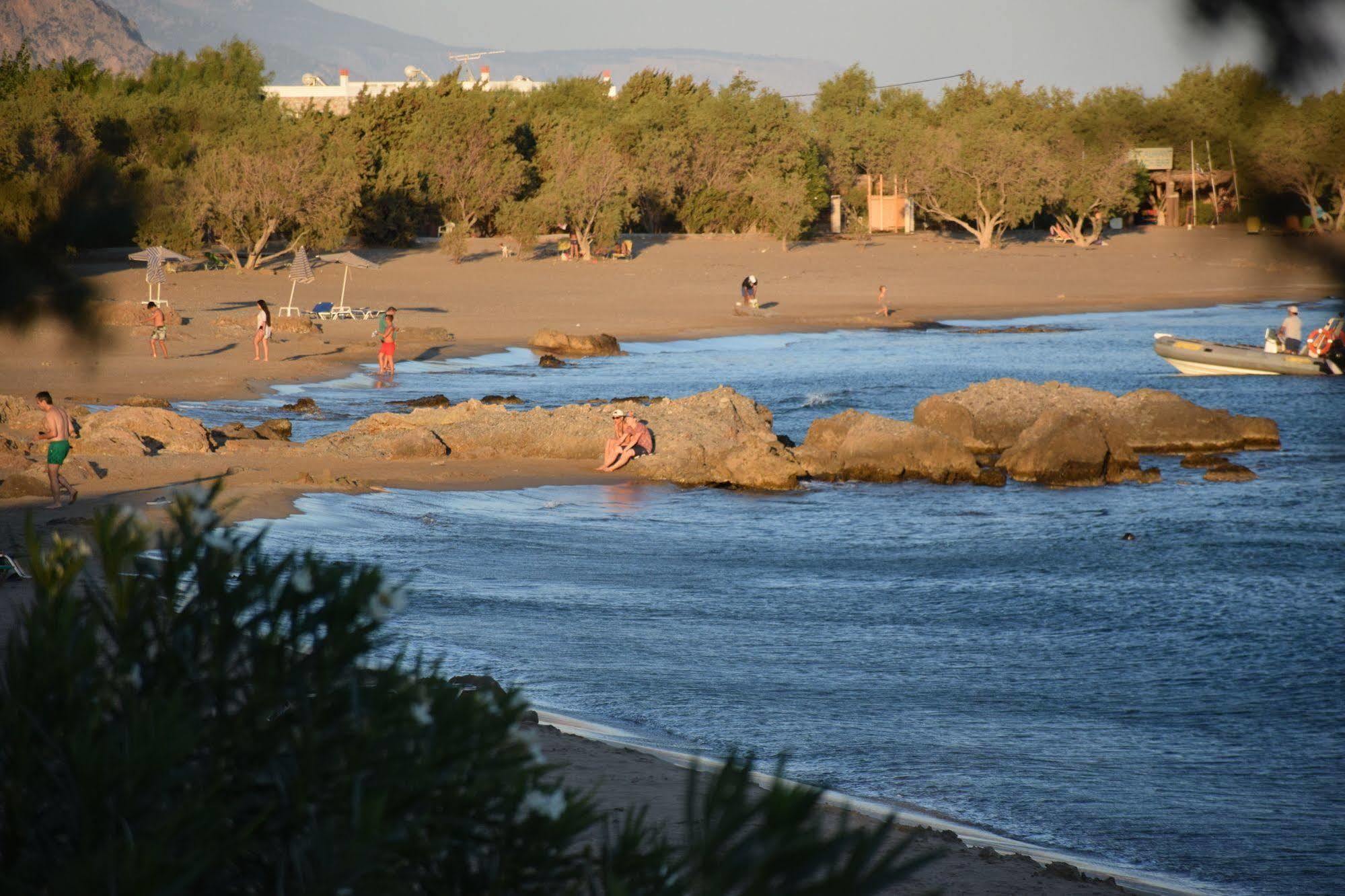 Ktima Grammeno Beachside Villa Palaiochora Exterior foto